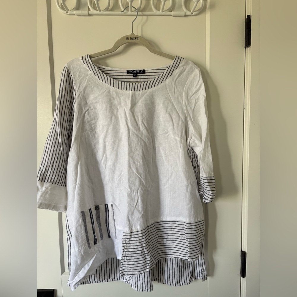Piccadilly White and Navy Striped Tunic Top